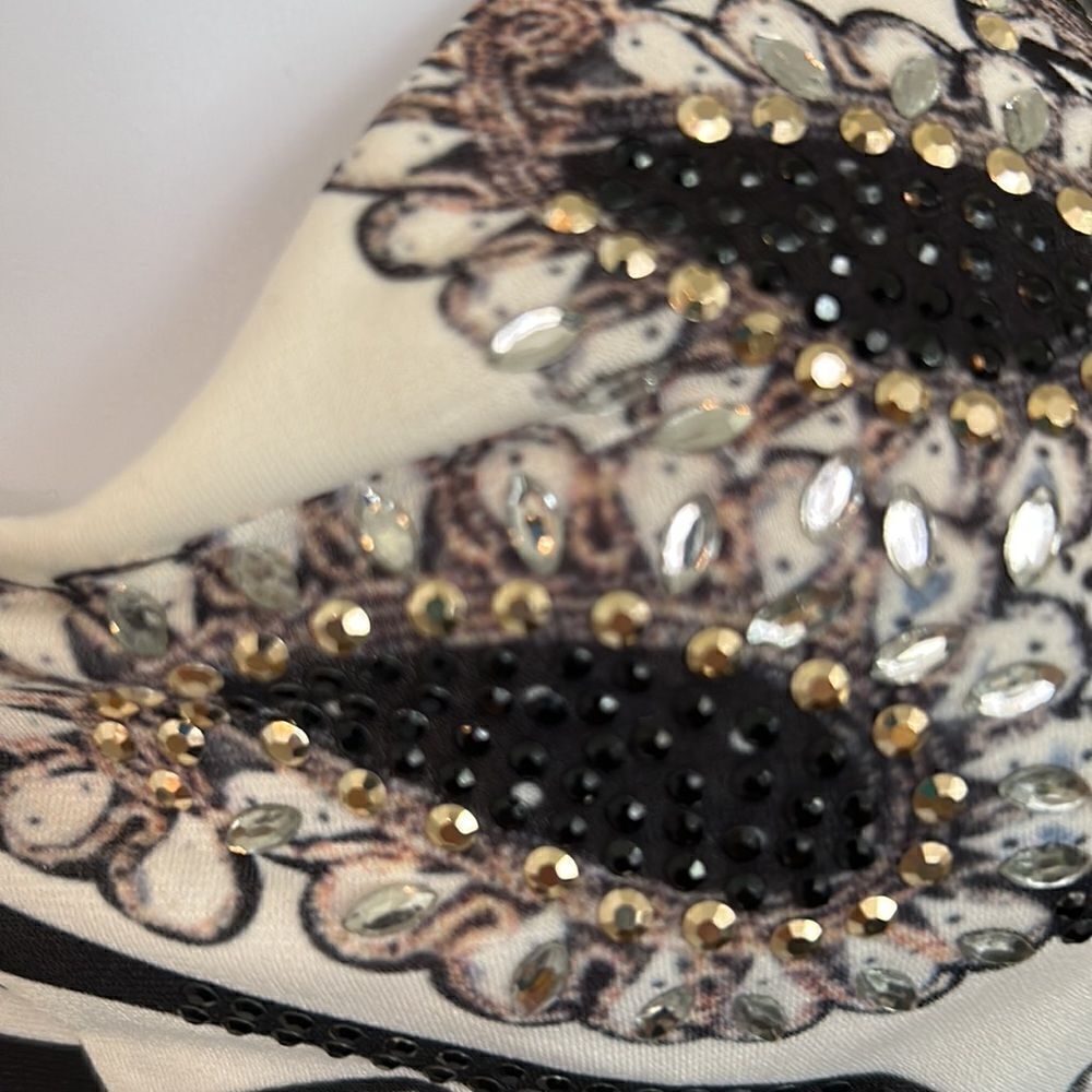 VENUS EMBELLISHED BODYCON MINI DRESS - Picture 6 of 9